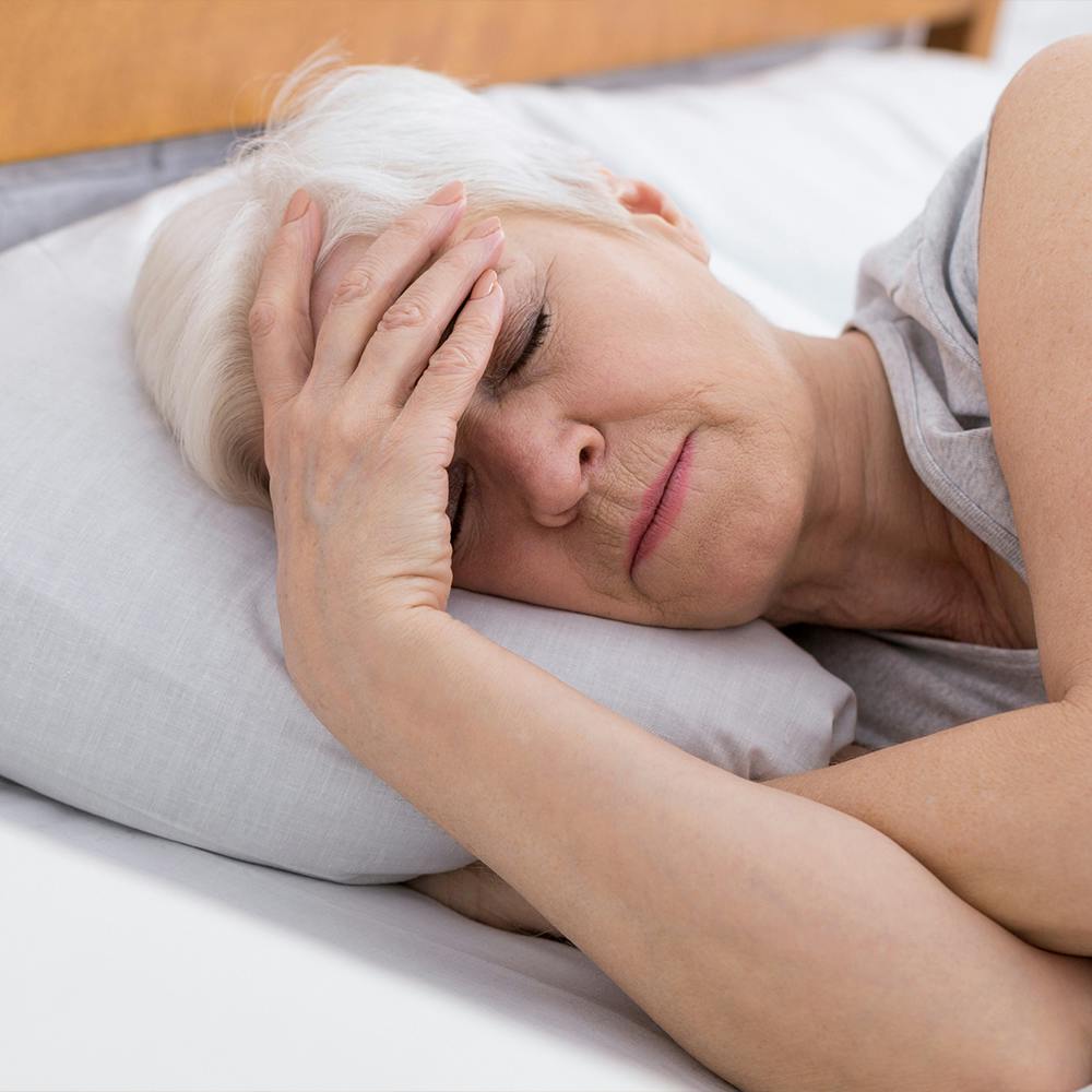 Ce faci ca să dormi bine la menopauză